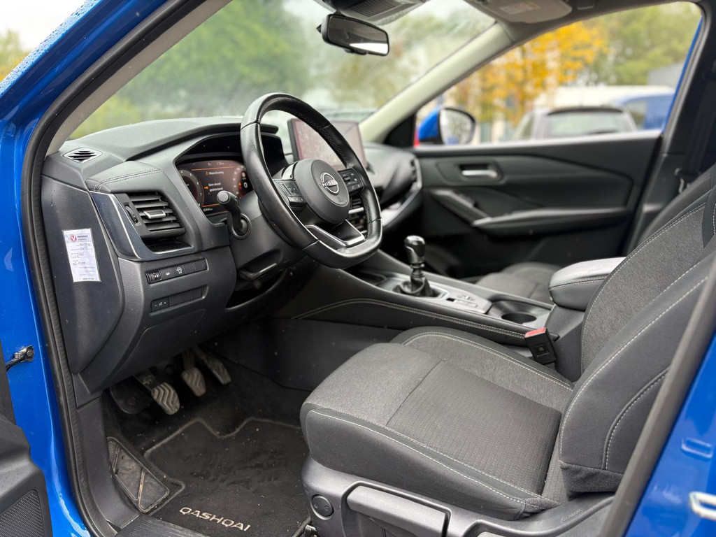48678110-6.jpg